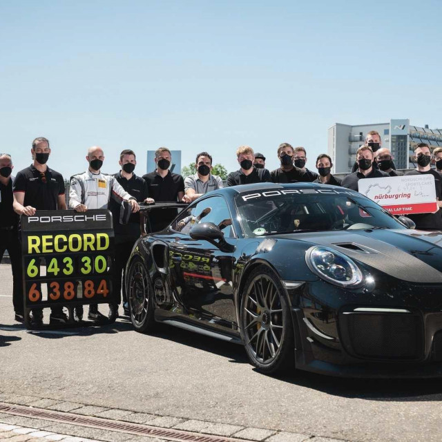 Manthey Performance Porsche 911 GT2 RS