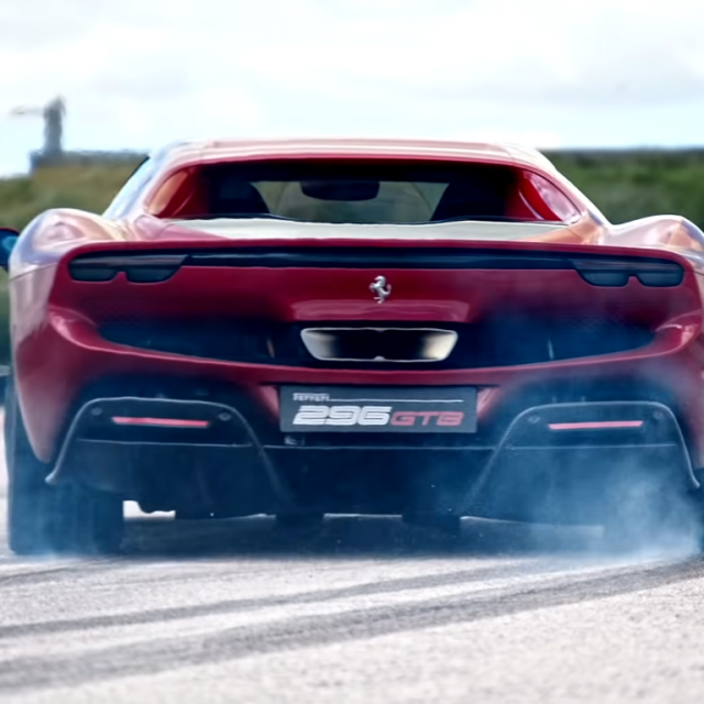 Ferrari 296 GTB u akciji