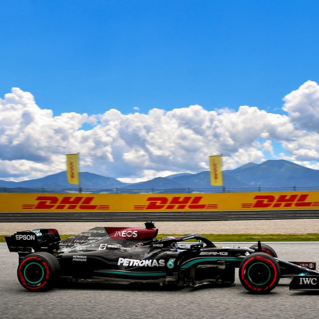 Lewis Hamilton u svom Mercedesu