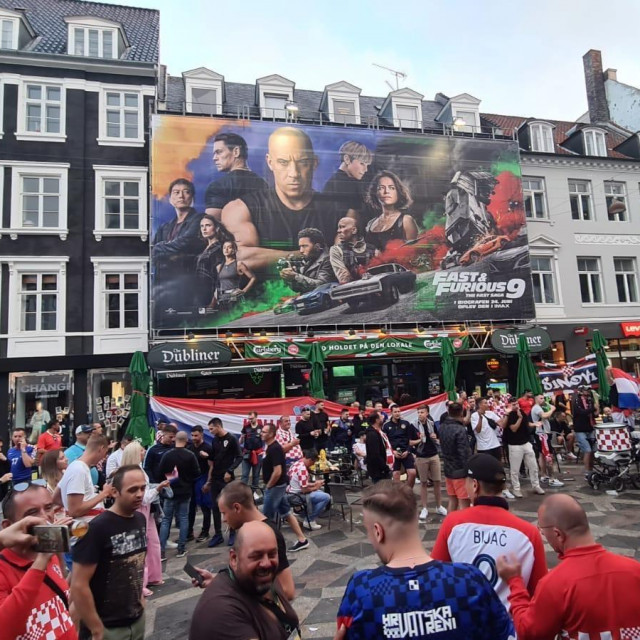 Ovako je izgledao centar Kopenhagena u nedjelju navečer