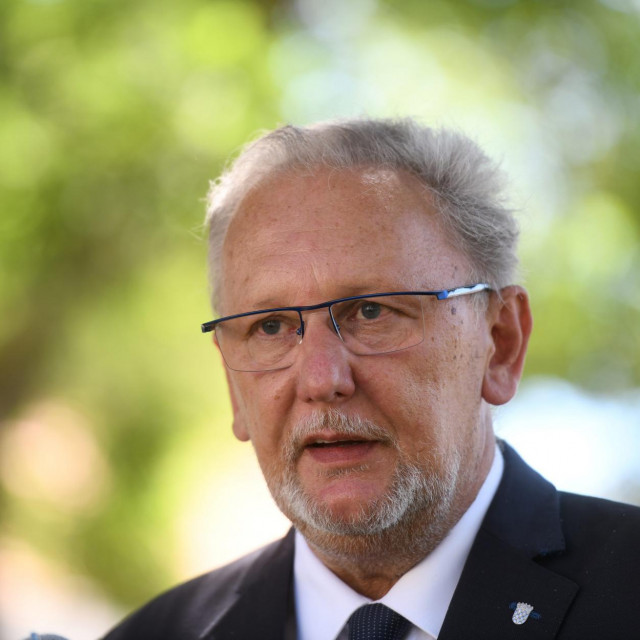 Davor Božinović