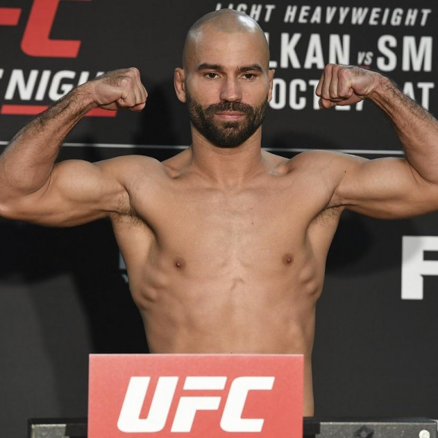Artem Lobov