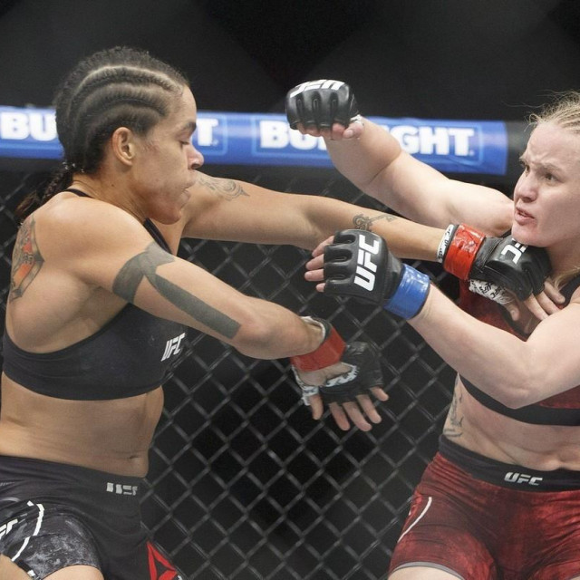 Amanda Nunes vs. Valentina Shevchenko