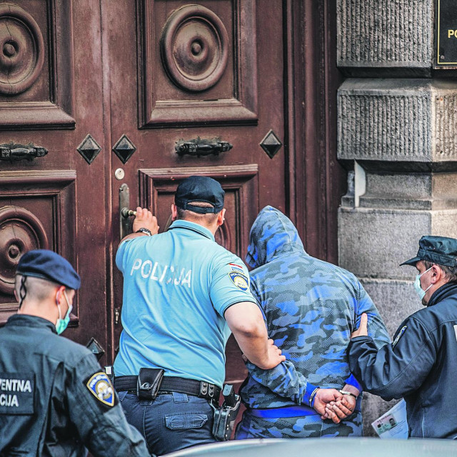 Policija, Ilustracija