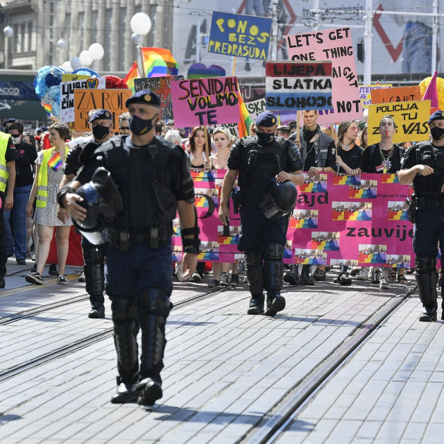 Dvadeseta Povorka ponosa LGBTIQ zajednice, osoba i duginih obitelji Zagreb Pridea
