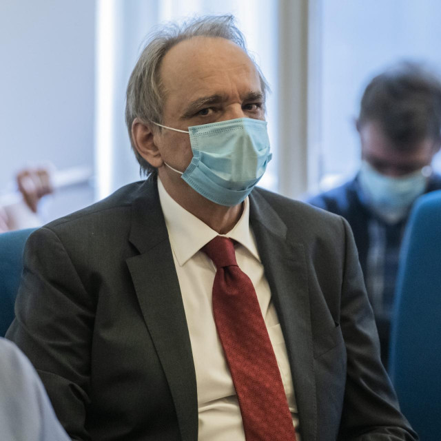 Počelo je ponovljeno sudjenje Branimiru Glavašu za ratni zločin protiv civilnog stanovništva 1991.
 