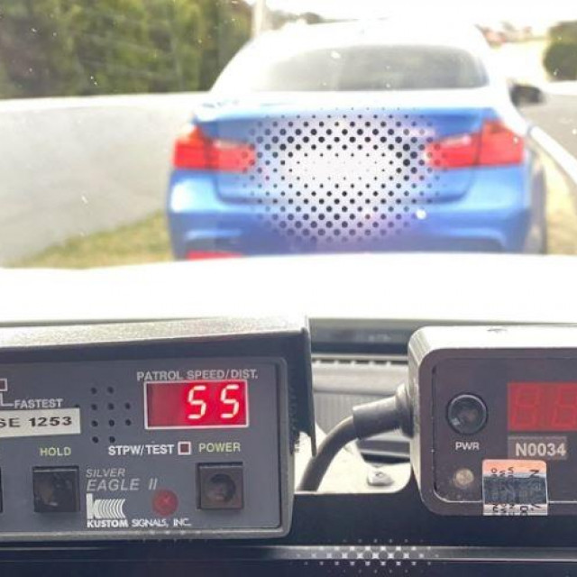 Zaustavljen nakon što je jurio dvostruko od dozvoljenog