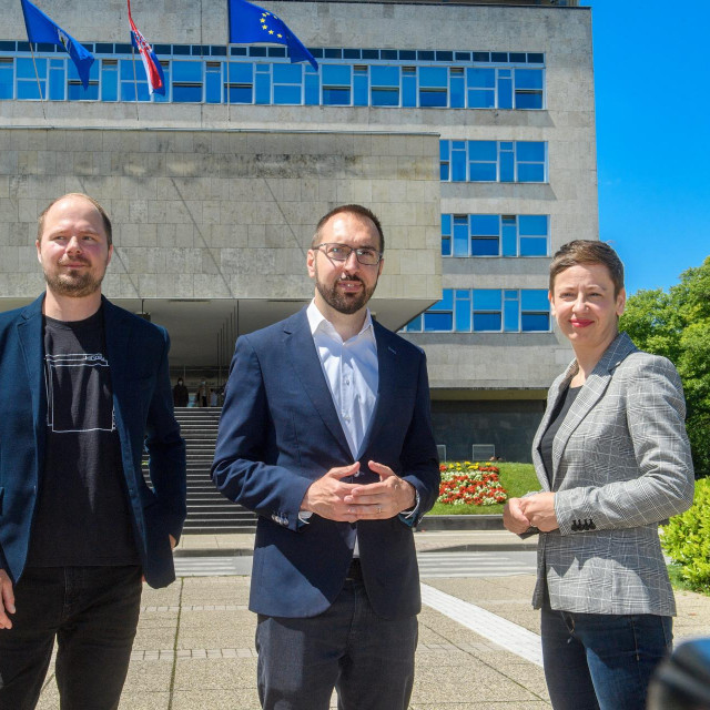 Luka Korlaet, Tomislav Tomašević, Danijela Dolenec