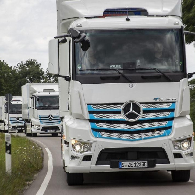 2022 Mercedes eActros