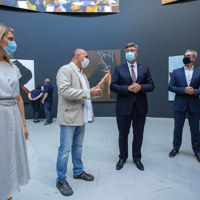 Andrej Plenković na izložbi Murtić 100