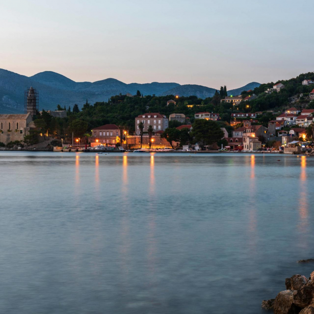 Fotografija: Reto Guntli i Agi Simeos