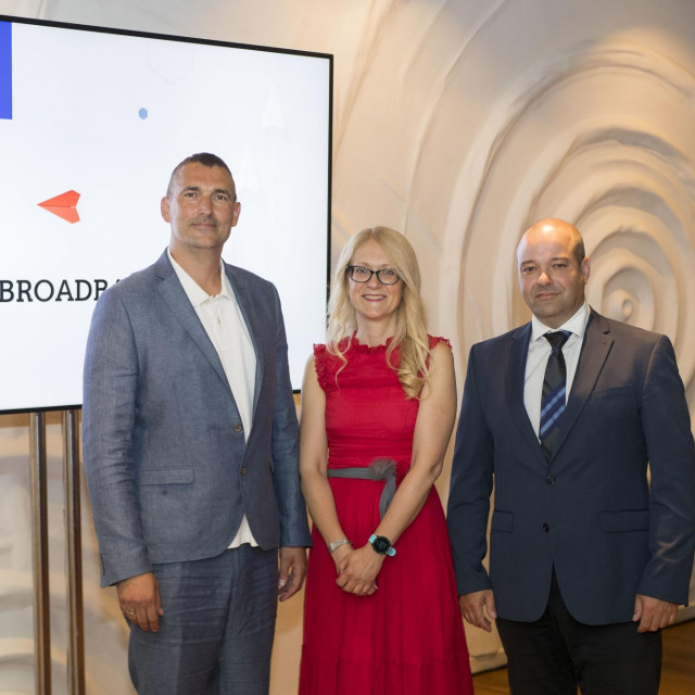A1 Goran Matos, Martina Dragicevic i Tomislav Makar