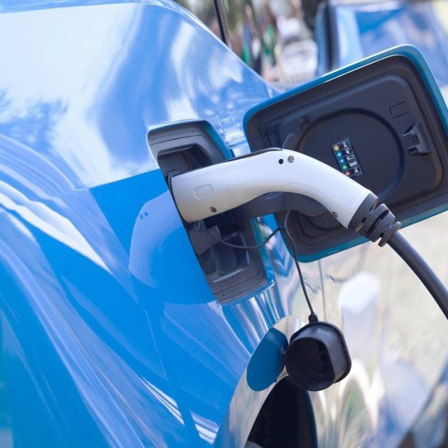 Električni automobili