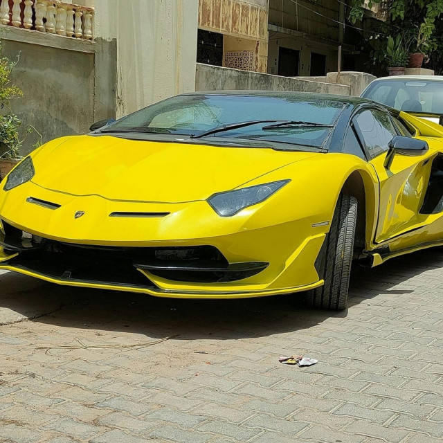 Replika Lamborghinija Aventadora SVJ