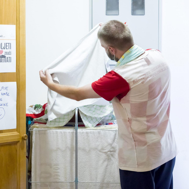 Beskućnici u Harambašićevoj mogu oprati rublje
