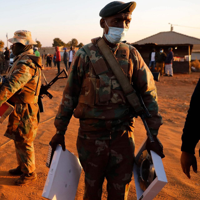 Pripadnici južnoafričke vojske