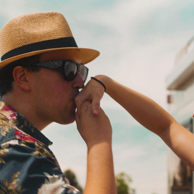 Hiljson Mandela, spot