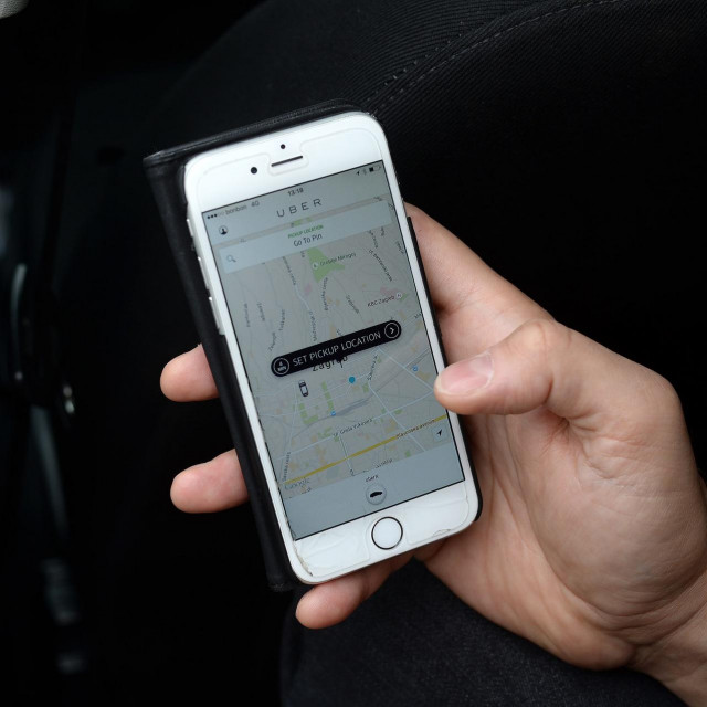 Uber, mobilna aplikacija 