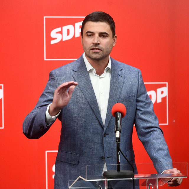 Davor Bernardić