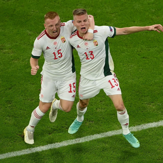 Laszlo Kleinheisler (lijevo)