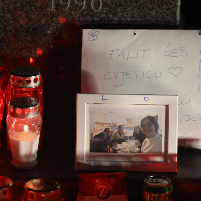 Studenti odali počast poginuloj Petri