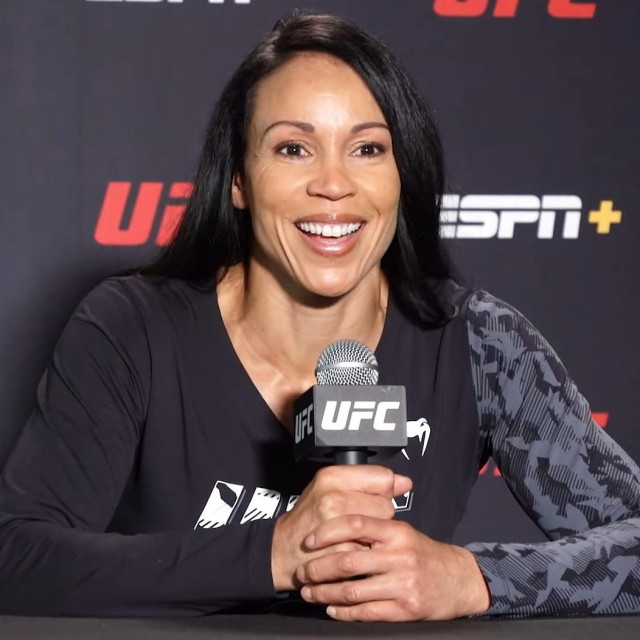 Marion Reneau