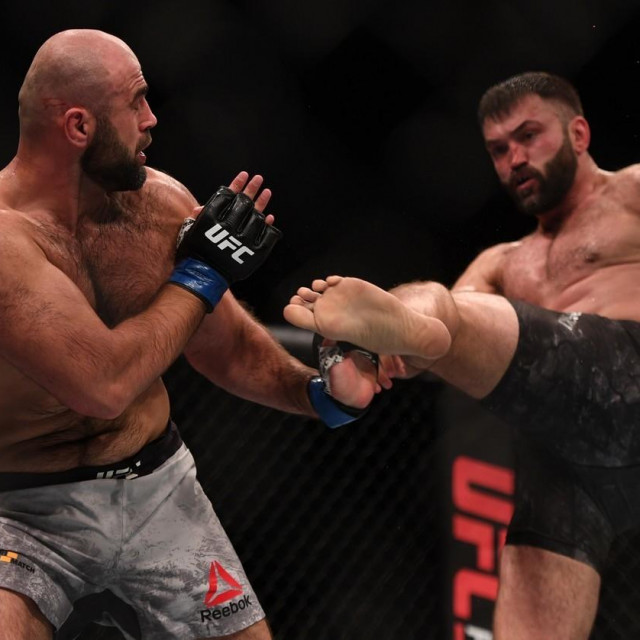 Andrei Arlovski vs. Shamil Abdurakhimov