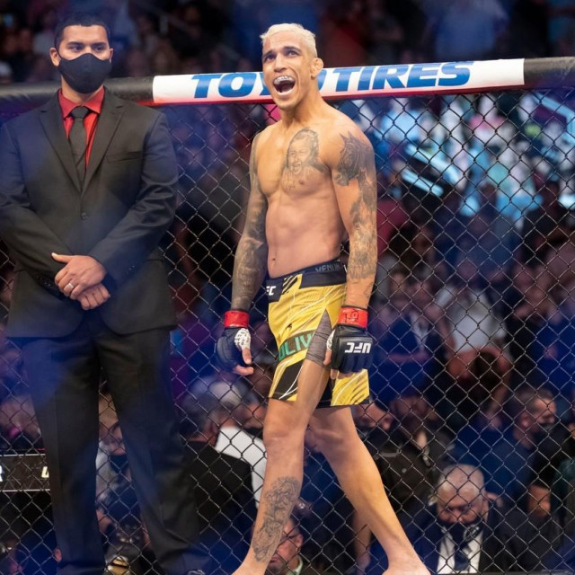 Charles Oliveira