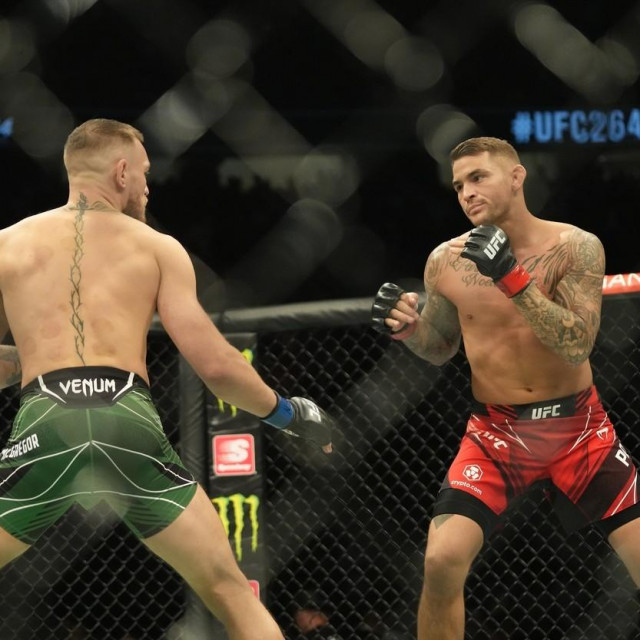 Conor McGregor vs Dustin Poirier