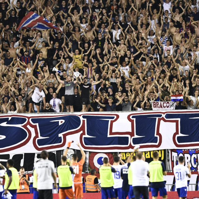 Utakmica Hajduk - Tobol, Ilustracija