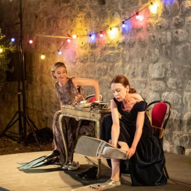 Predstava Mara i Kata