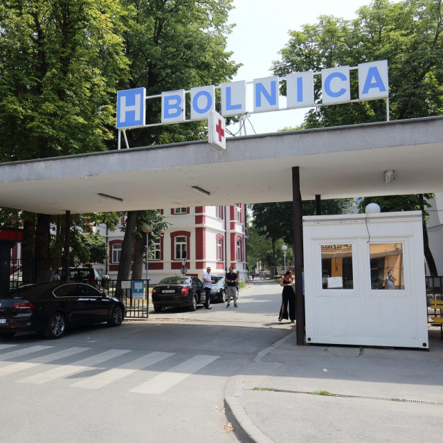 Bolnica u Slavonskom Brodu