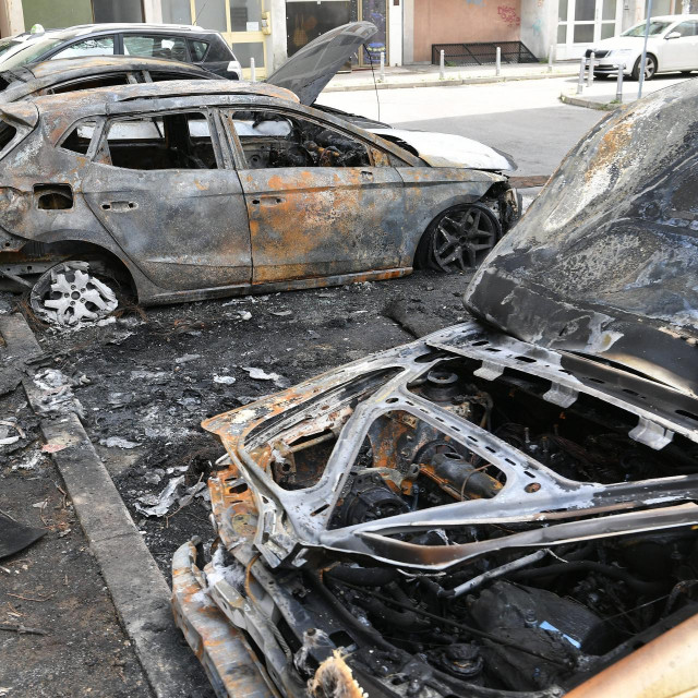 Požar automobila u Maksimiru