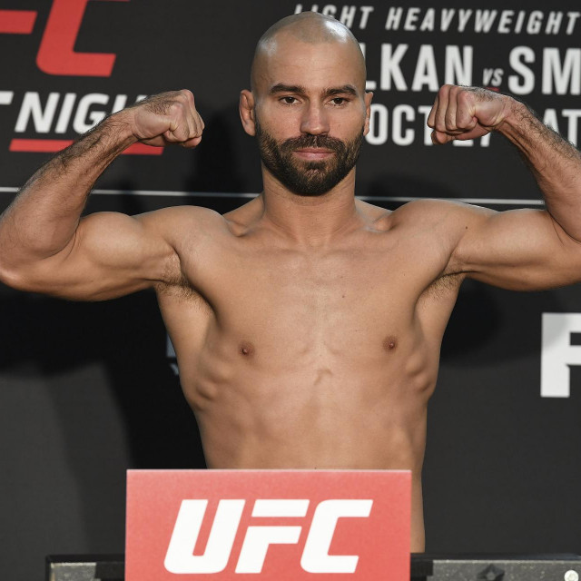 Artem Lobov
