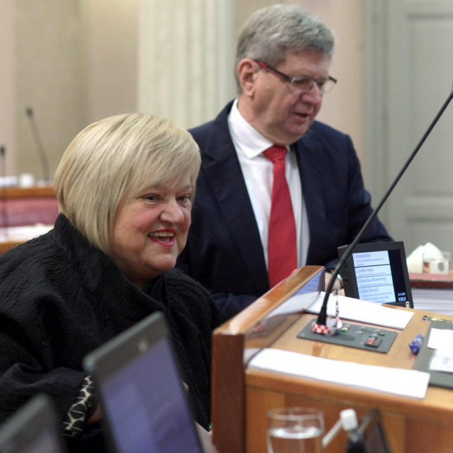 Anka Mrak Taritaš, Mirando Mrsić

 