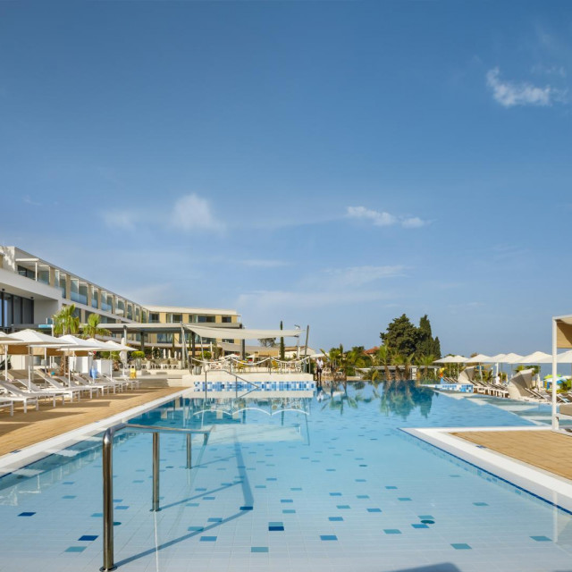 Marea Valamar Collection Suites