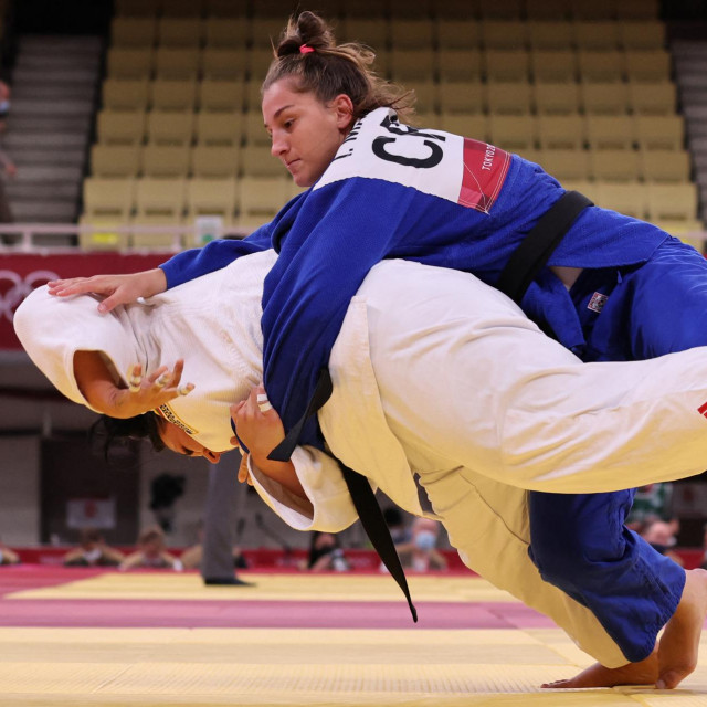 Ivana Maranić (plavi kimono) vs Sandra Jablonskyte