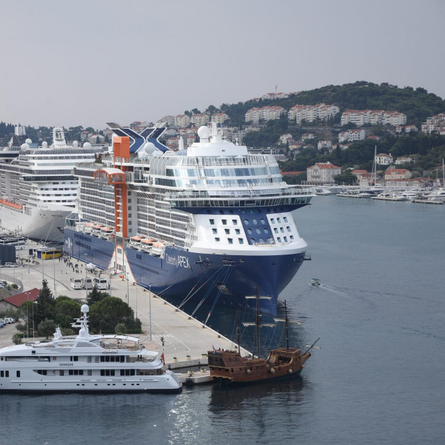 Dva su kruzera krajem srpnja uplovila u Dubrovnik