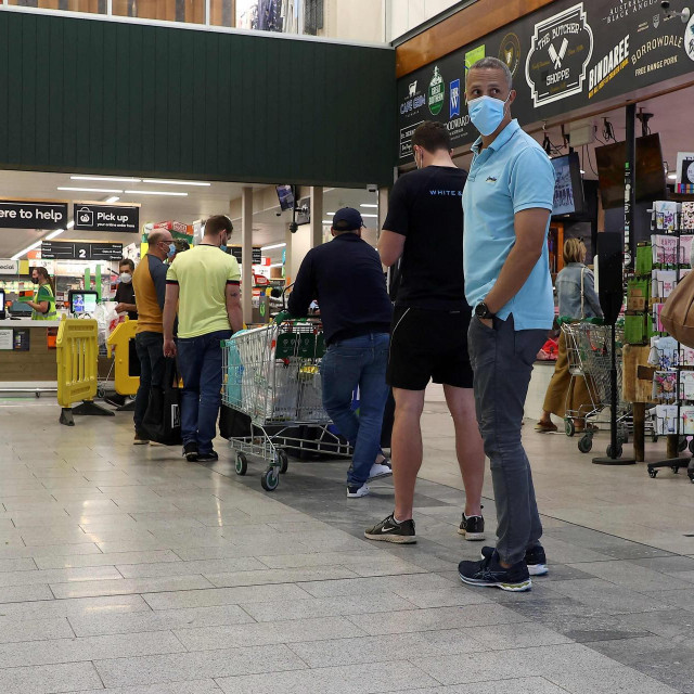 Red u trgovini u Brisbaneu