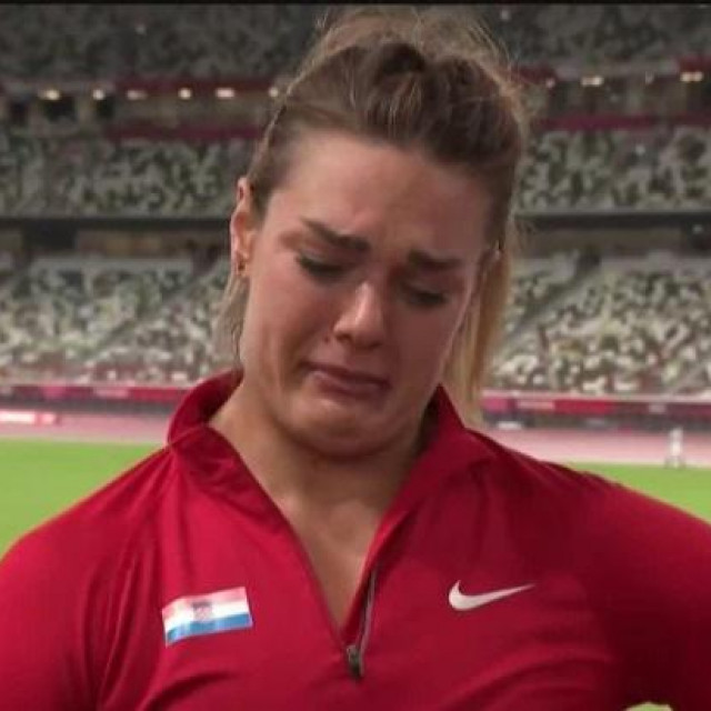 Sandra nije mogla suspregnuti suze