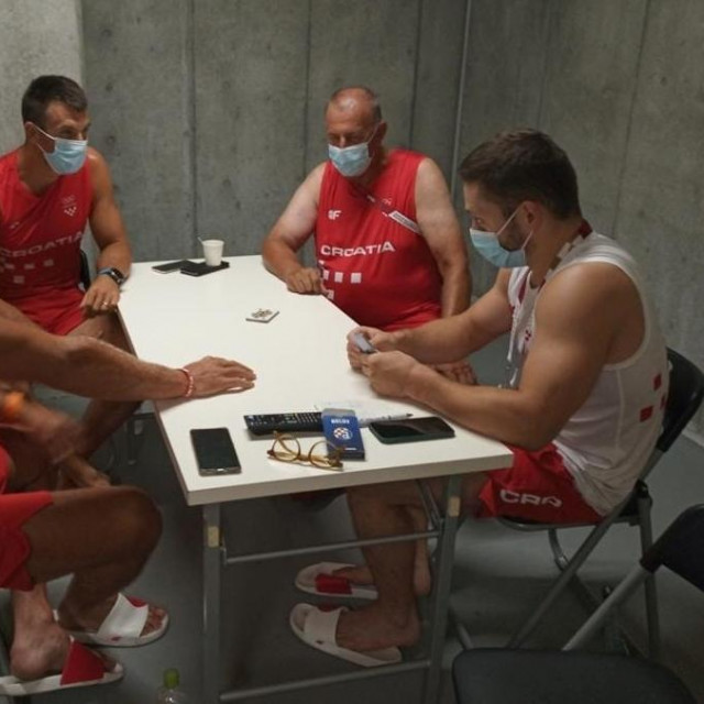 Brončani Martin, zlatni Sinković i trener Bralić i srebrni Srbić