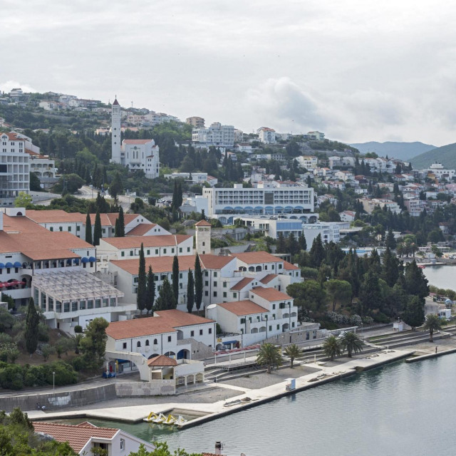 Neum