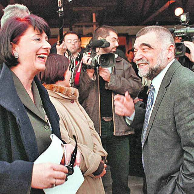 Štefanija Balog bila je savjetnica dvojice hrvatskih predsjednika, Stjepana Mesića te Ive Josipovića, i počasna konzulica Omana u Hrvatskoj