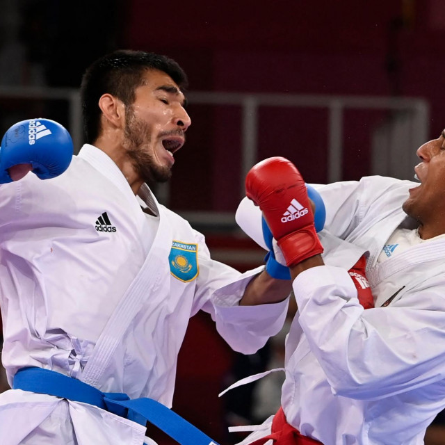 Jonathan Horne vs. Daniyar Yuldashev