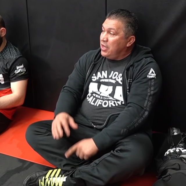 Khabib Nurmagomedov i Javier Mendez