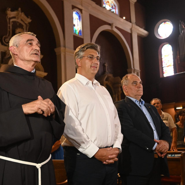 Andrej Plenković i fra Ante Čovo
 