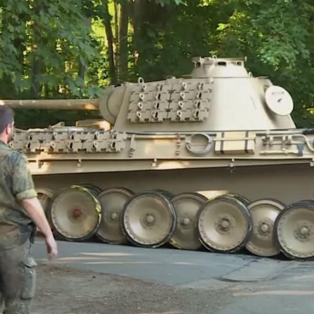 Uklanjanje tenka iz podruma