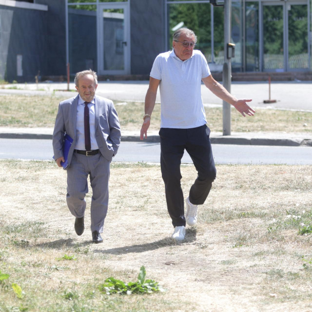 Zdravko Mamić i njegov odvjetnik Zdravko Rajić ispred suda BiH