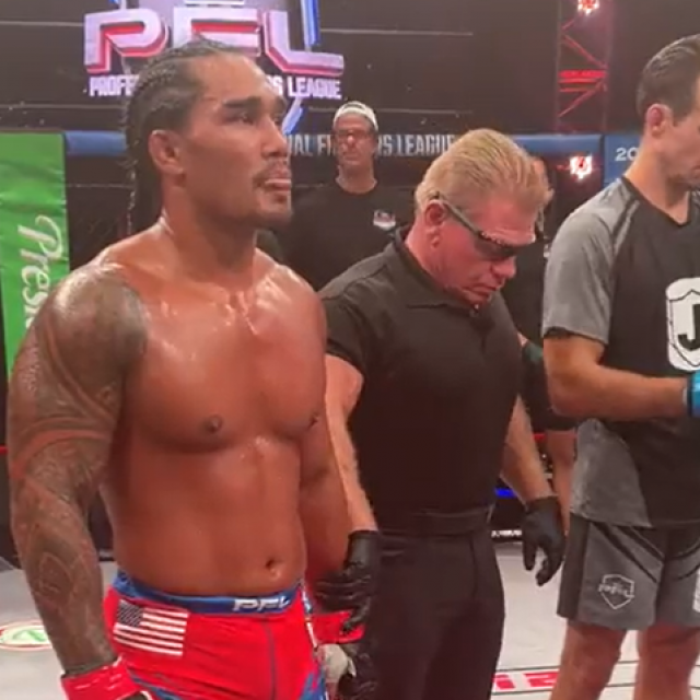Ray Cooper vs Rory MacDonald