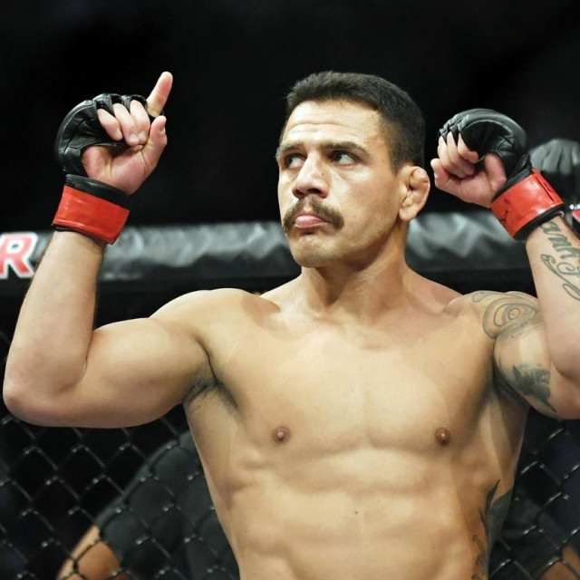 Rafael dos Anjos